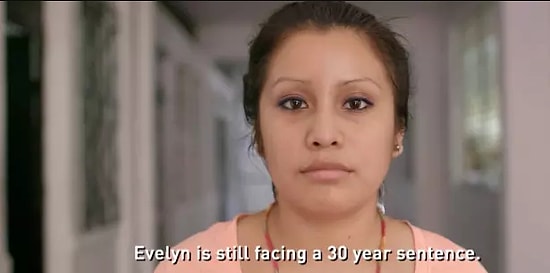 Жертва изнасилования приговорена к 30 годам лишения свободы за то, что у нее родился мертвый ребенок