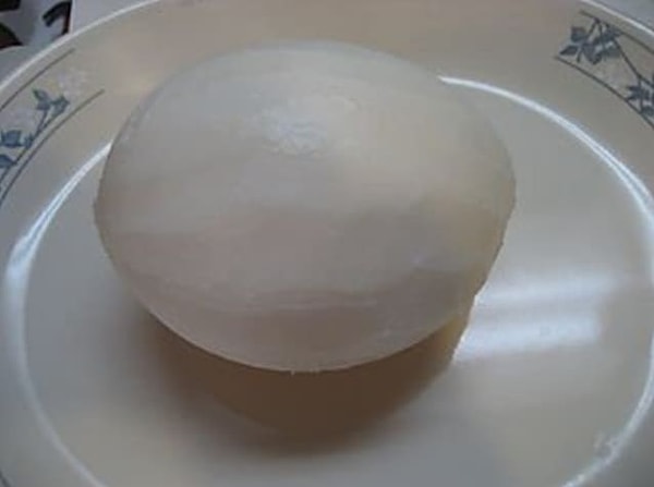 16. Ну и наконец, идеально гладкий и очищенный кокос ✊