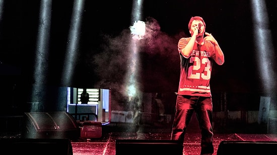 Rapçi Hidra, 'Sonunda Hapis Var' Şarkısıyla Mülteci Sorununu Eleştirdi: 'Bir Zamanlar Göçmen Ama Şimdi Seçmen'