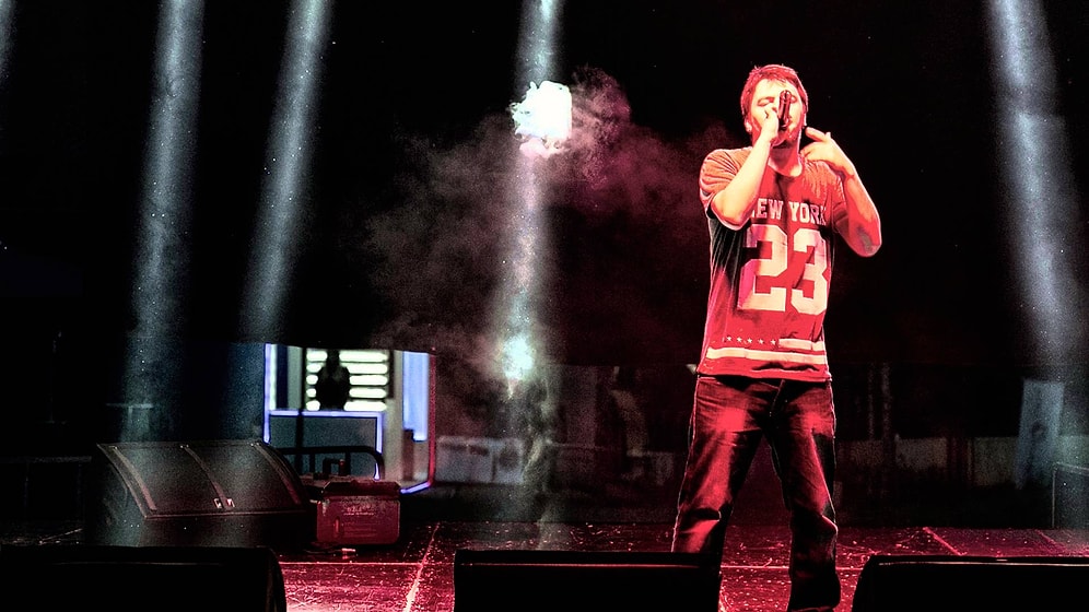 Rapçi Hidra, 'Sonunda Hapis Var' Şarkısıyla Mülteci Sorununu Eleştirdi: 'Bir Zamanlar Göçmen Ama Şimdi Seçmen'