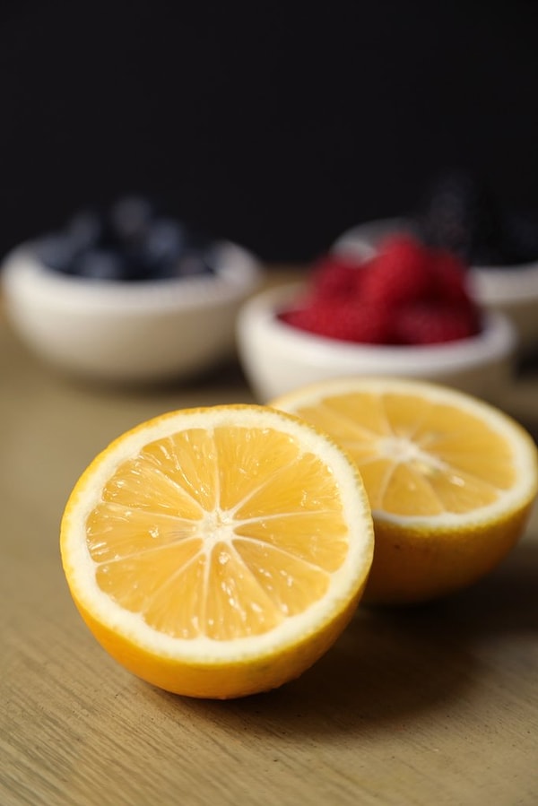 7. Заправляйте салат соком цитрусовых