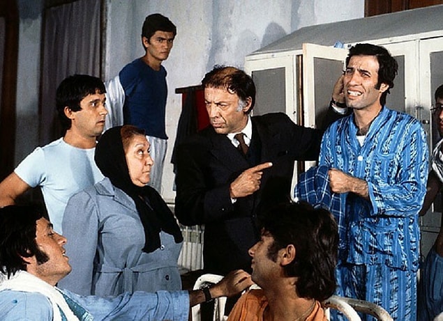 4. Hikaye serisinde olmayan bazı karakterler film için eklendi ve revize edildi. İnek Şaban, Mahmut Hoca karakterleri Kemal Sunal ve Münir Özkul'a göre düzenlendi.