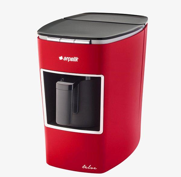 11. Ve son olarak, mutfakta işiniz bittiğinde kendinize harika bir yorgunluk kahvesi ısmarlamanızı sağlayacak Türk kahvesi makinesi