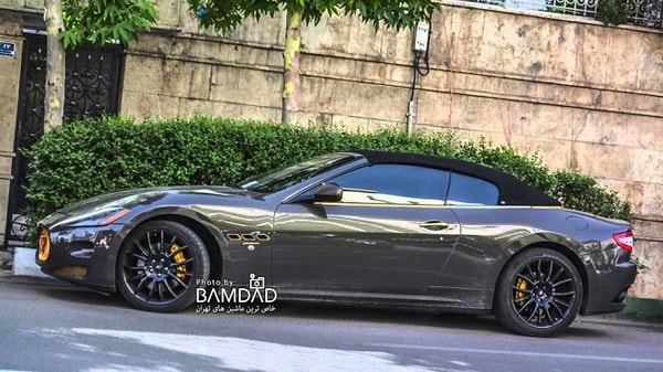 17. Иранцы ездят исключительно на верблюдах