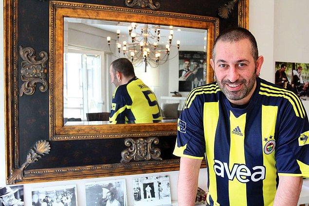 11. Futbolla çok fazla ilgilenmese de, Fenerbahçe’yi tutuyor.