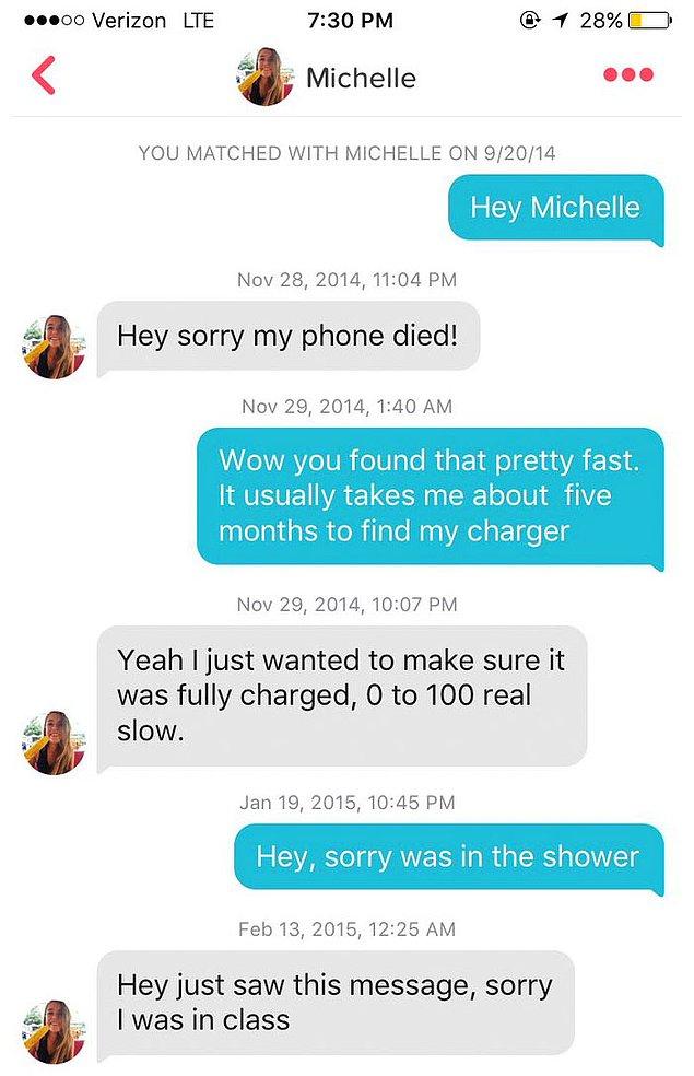 Sonrasında Michelle'i gördü ve bu mesajı yolladı, işin komik tarafı Michelle'in iki ay kadar sonra verdiği cevapta şarjının bitmesini bahane etmesi.