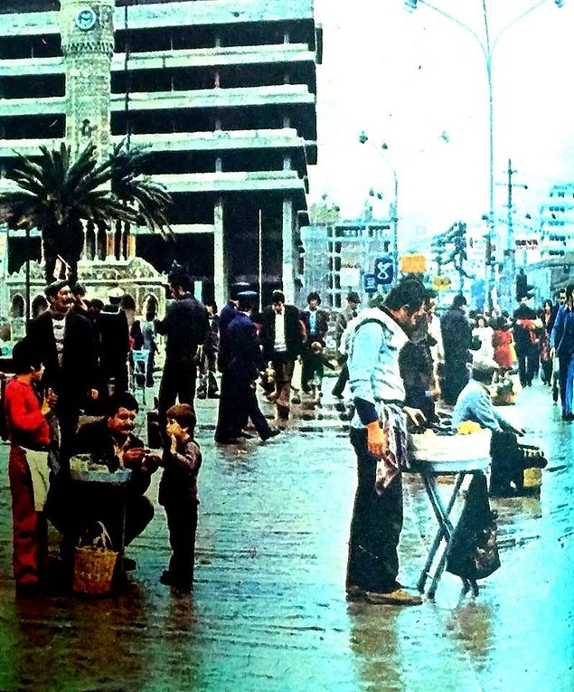15. Konak Meydanı, yıl 1979.