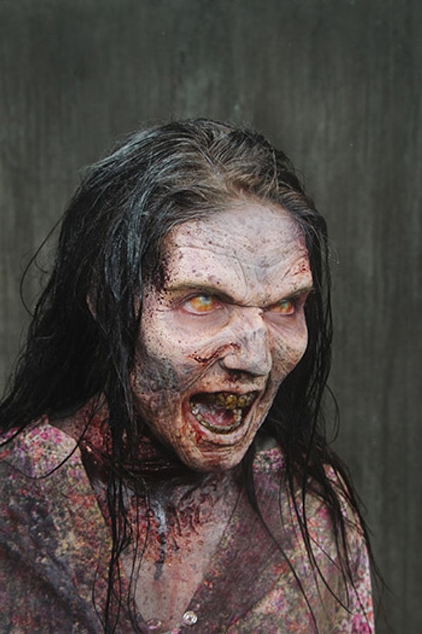 17. Ксан Ангелович - зомби в "Ходячих мертвецах"