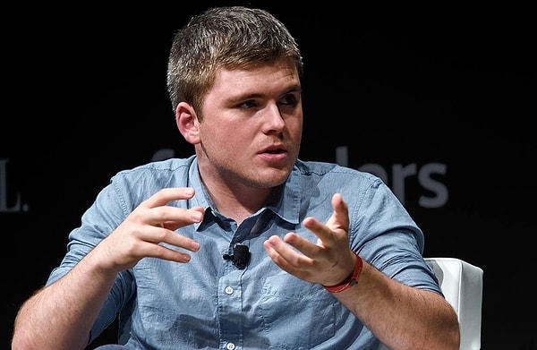 3. Простой парень или миллиардер?