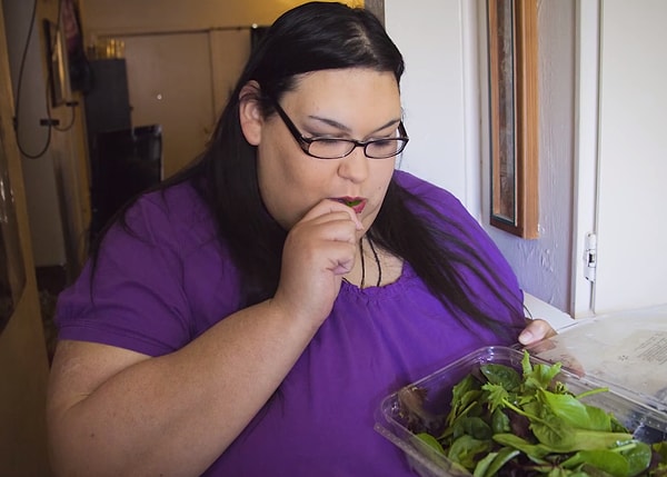 4. После второго выкидыша Моника была полностью раздавлена.