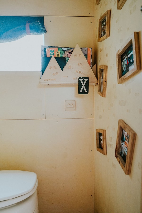 12. Компостирующий шведский биотуалет Separett