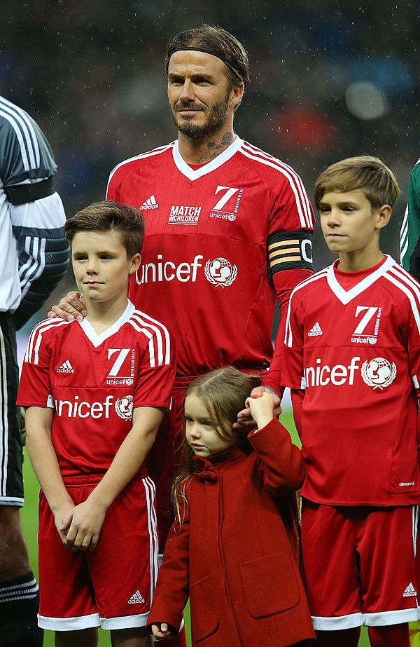 2. Большая и дружная семья Бекхэмов