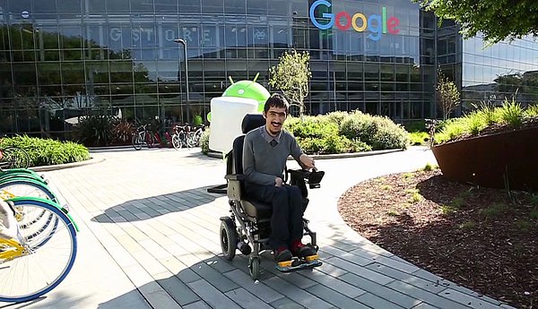 Muratcan kendini engellilerin yaşam kalitelerini artırmak için teknolojik çözümler üretmeye adadı