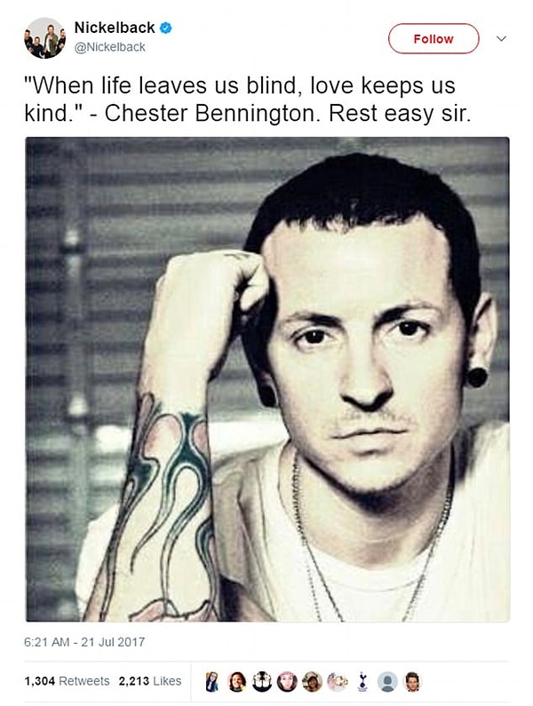 15. Многие известные музыканты принесли свои соболезнования по поводу смерти Честера в соцсетях.