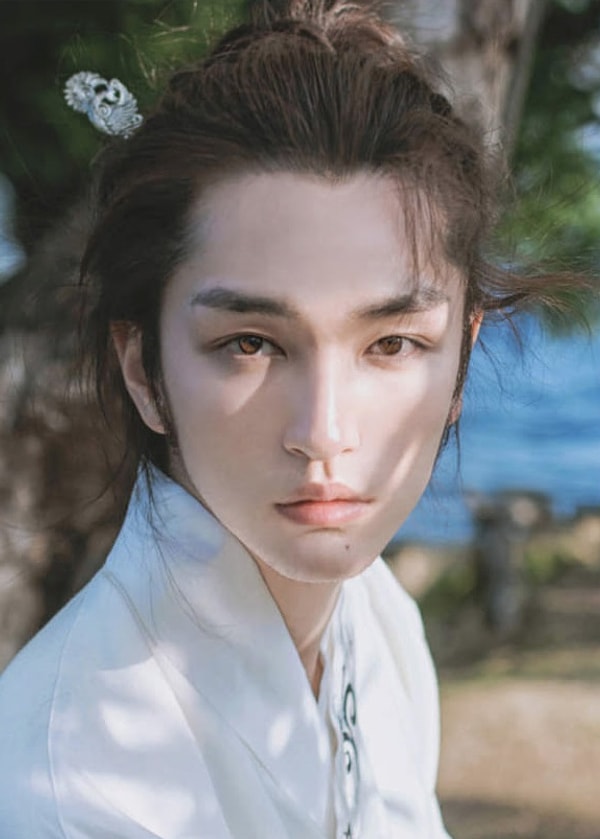 6. Черты его лица настолько идеальны, что Синг мог бы с легкостью стать персонажем любого аниме.