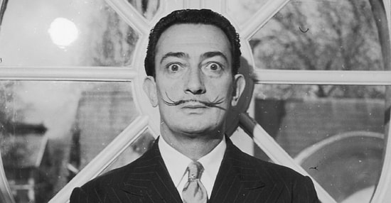 Эксгумация тела Сальвадора Дали показала, что его усы сохранились в первозданном виде