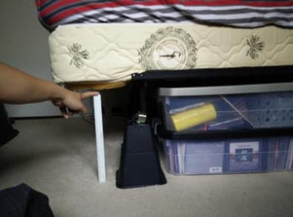 10. Buna bir örnek olarak yatağınızın altına şu yükseltme aparatlarından koyarak yer açmak mümkün.