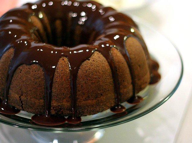 7. Şipşak bir çikolatalı kek hazırlamaya ne dersiniz?