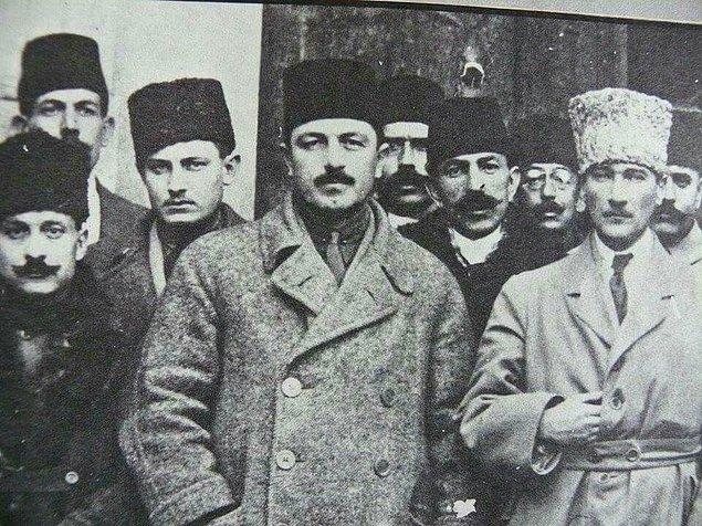 Lozan'a gidecek Türk heyetinin başkanlığına evvela Rauf (Orbay) Bey talip olmuştu. Oysa Mustafa Kemal Paşa bu konuya hiç de sıcak bakmıyordu.