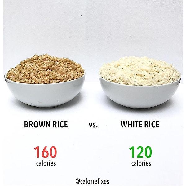 6. Esmer pirincin daha sağlıklı olduğu söylenirdi. Bu görsele göre kalorisi beyaz pirince nazaran oldukça yüksek.