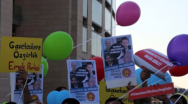 "Gazeteci herkesle temas eder"