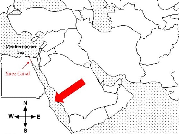 9. Суэцкий канал соединяет Средиземное и ________ моря.