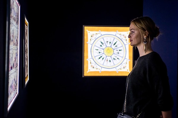 13. В Петербурге не ходят на постоянные экспозиции в музеи, а только на выставки