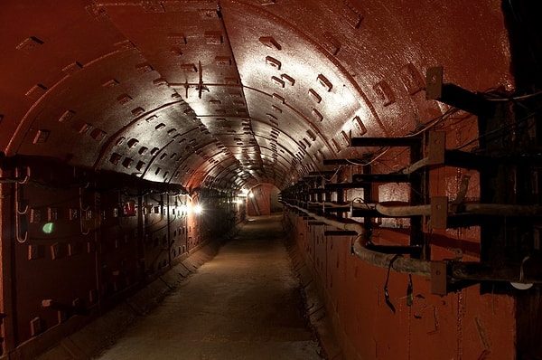 1. Бункер-42, Москва