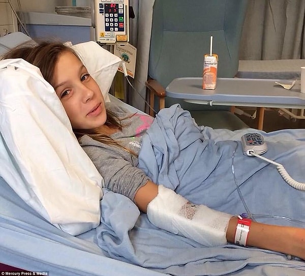 10. Когда Шеннон было 14 лет, она лежала в больнице. У нее язвенный колит, целиакия и артрит.