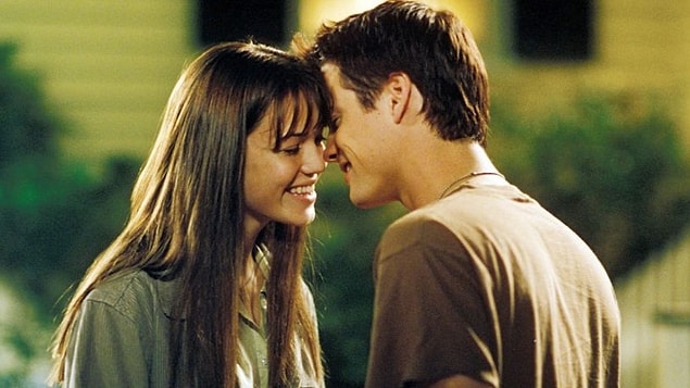 28. Uzaktaki Anılar / A Walk to Remember (2002)