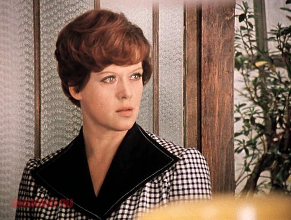 Вы — Людмила Прокофьевна Калугина из «Служебного романа»!