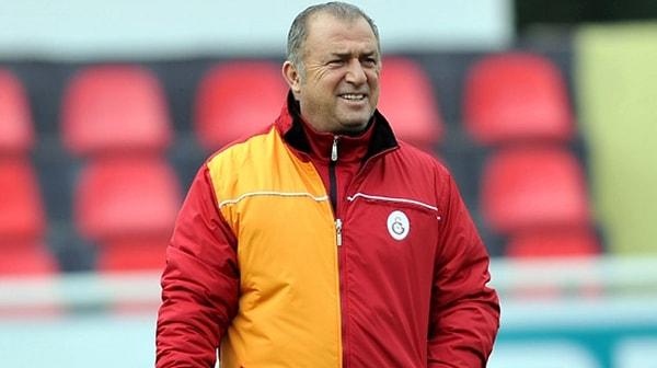 Ancak Terim'in Galatasaray'da zaten bir görevi vardı. İlk başta Mayıs'a kadar imza atmayacağını söylese de daha sonra ikna oldu.