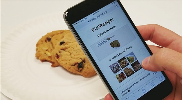 Это приложение способно распознать ваш воскресный омлет и разбить его на пошаговые инструкции.