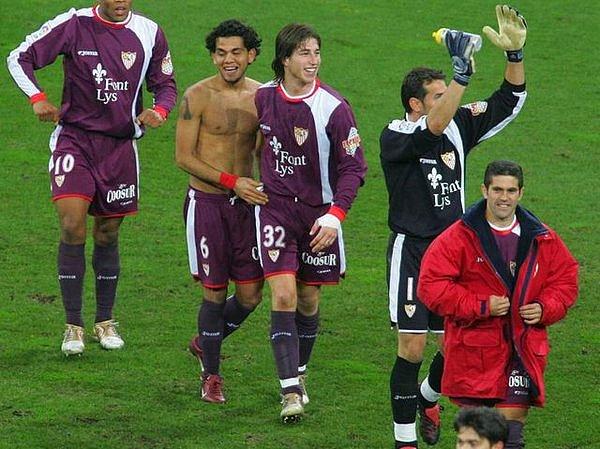 9. Dani Alves ve Ramos (Sevilla 2004-2005)
