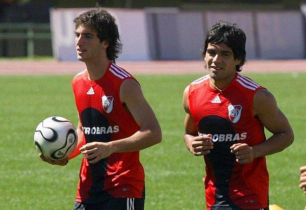 16. Hiuain ve Falcao (River Plate 2005-2006)