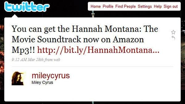 28 Mart 2009'da Twitter'a bu tweet ile katıldı Miley.
