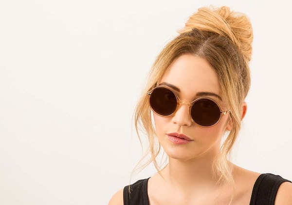 11. Как вы относитесь к круглым очкам?