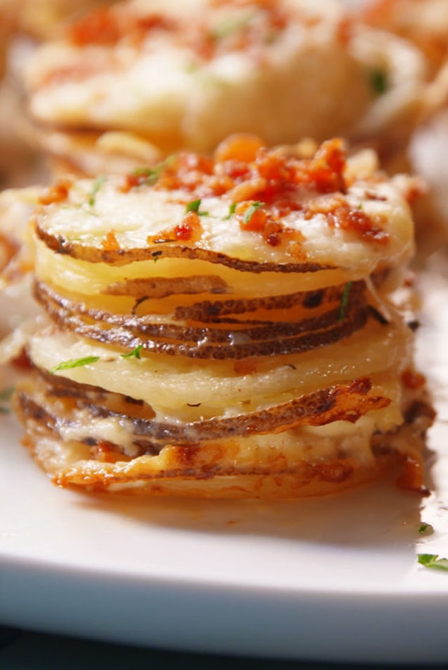 10. Muffin kalıplarında bu sefer patates pişirdik.