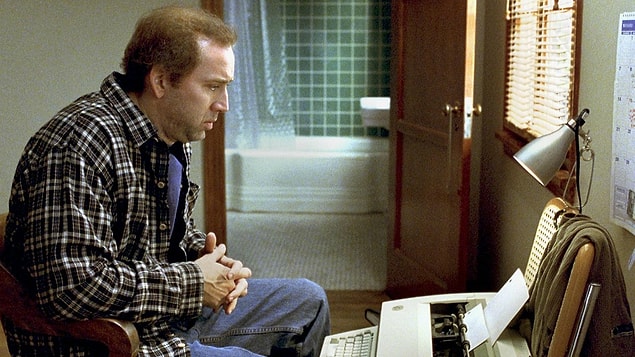 13. İlginç konusuyla dikkat çeken 2002 yapımı Tersyüz/Adaptation. filmini Onur öneriyor.