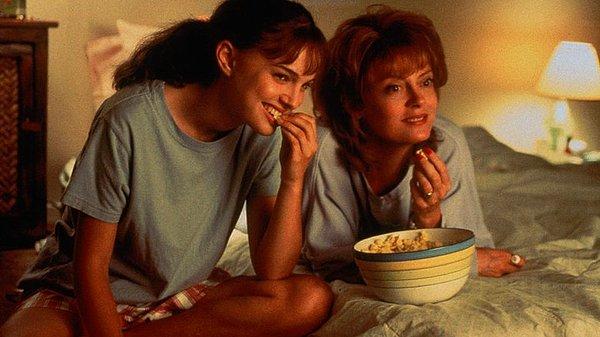 15. Natalie Portman - Buradan Çok Uzakta (1999) | IMDb   6.2
