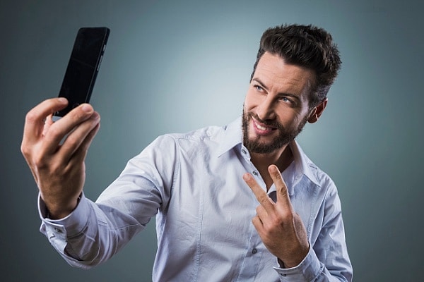 9. Эмпаты не переносят самовлюбленных людей