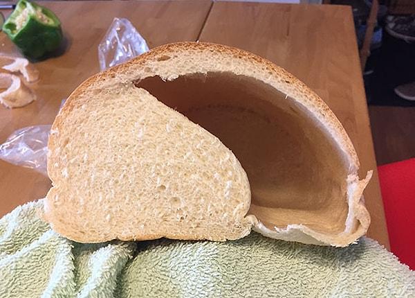 6. Bu ekmeğin neredeyse tamamı hava.