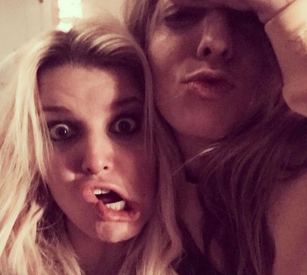 12. Джессика Симпсон