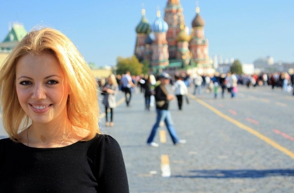 6. Коренной москвич всегда неравнодушен к политической ситуации. Он может любить или не любить власть, но безразличия в этом вопросе вы от него никогда не дождётесь.