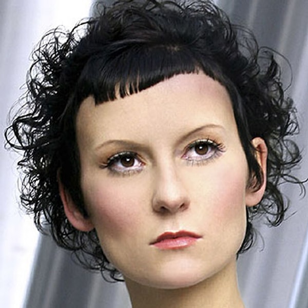 3. Уж точно не стоит извиняться за плохую стрижку