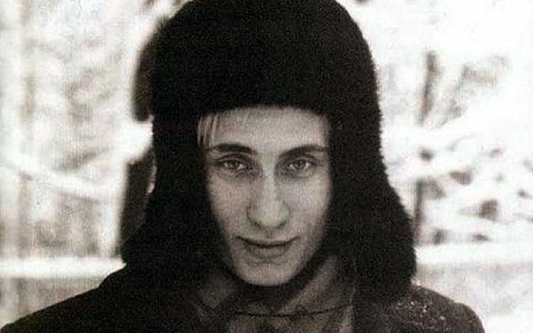 1. "Модный" Владимир Владимирович