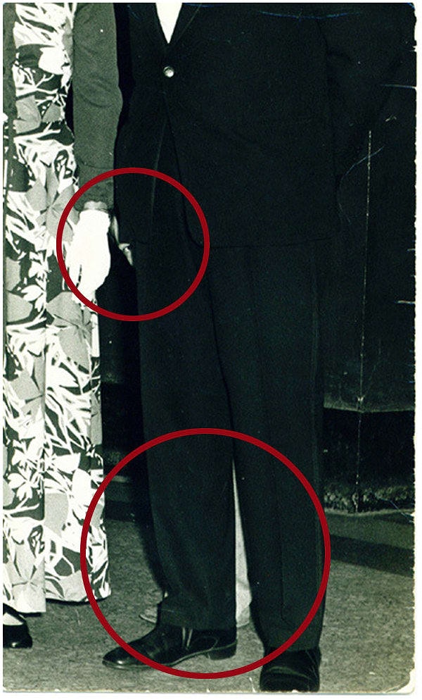 Вы только посмотрите на этот взгляд! Жутко.