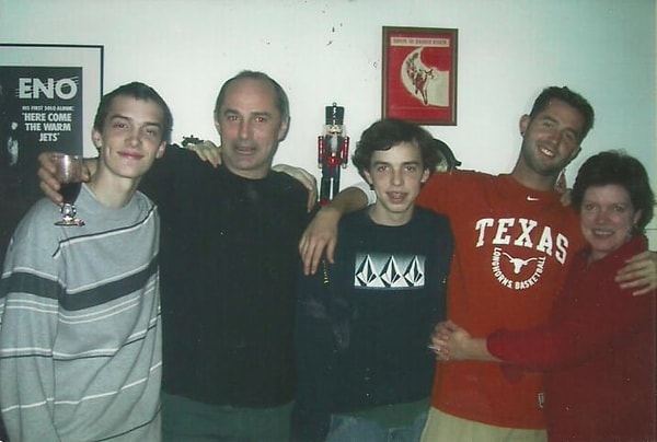 2. Лишняя рука