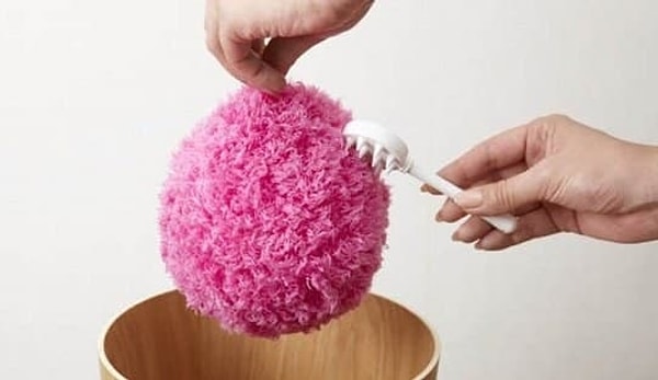 7. Для нежной очистки чего предназначен этот пушистый шарик?