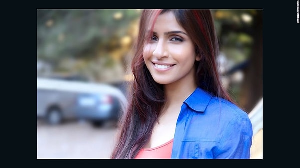 1. Дивья с детства знала, что станет пилотом.